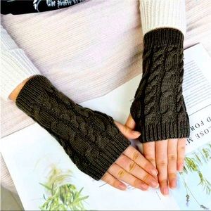Dark Gray Winter Fingerless Glove Thumbhole Arm Warmers